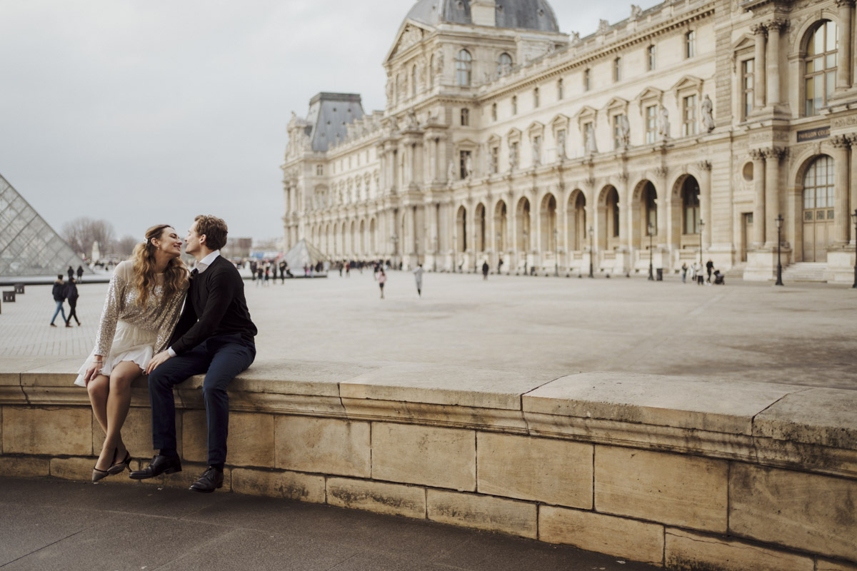 servizio di coppia al Louvre, Parigi